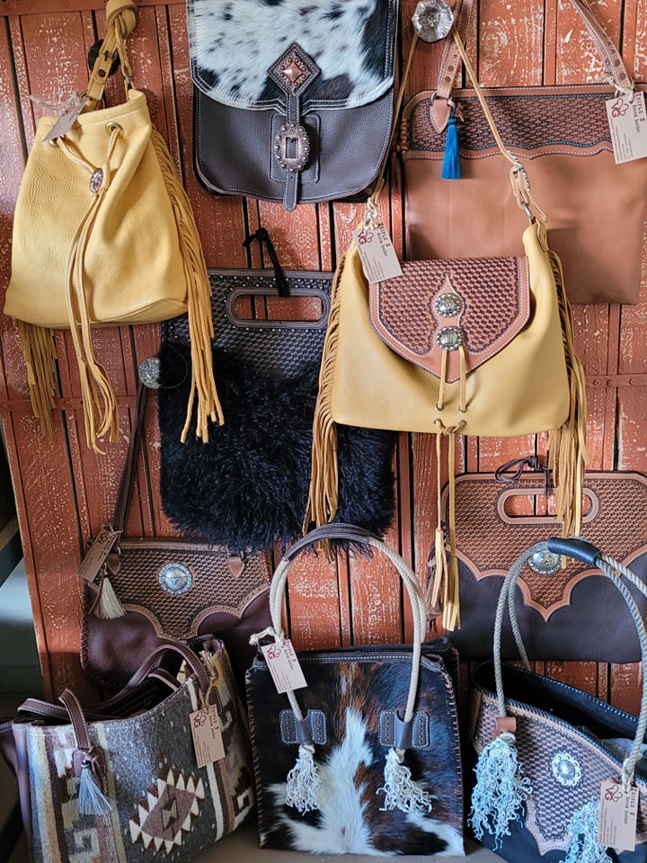Custom purse by ArteVae #pursesthatareinstyle2019 | Custom purses, Western  bags purses, Custom leather belts